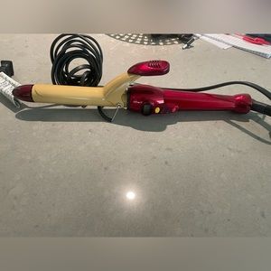 Red Chi curling iron